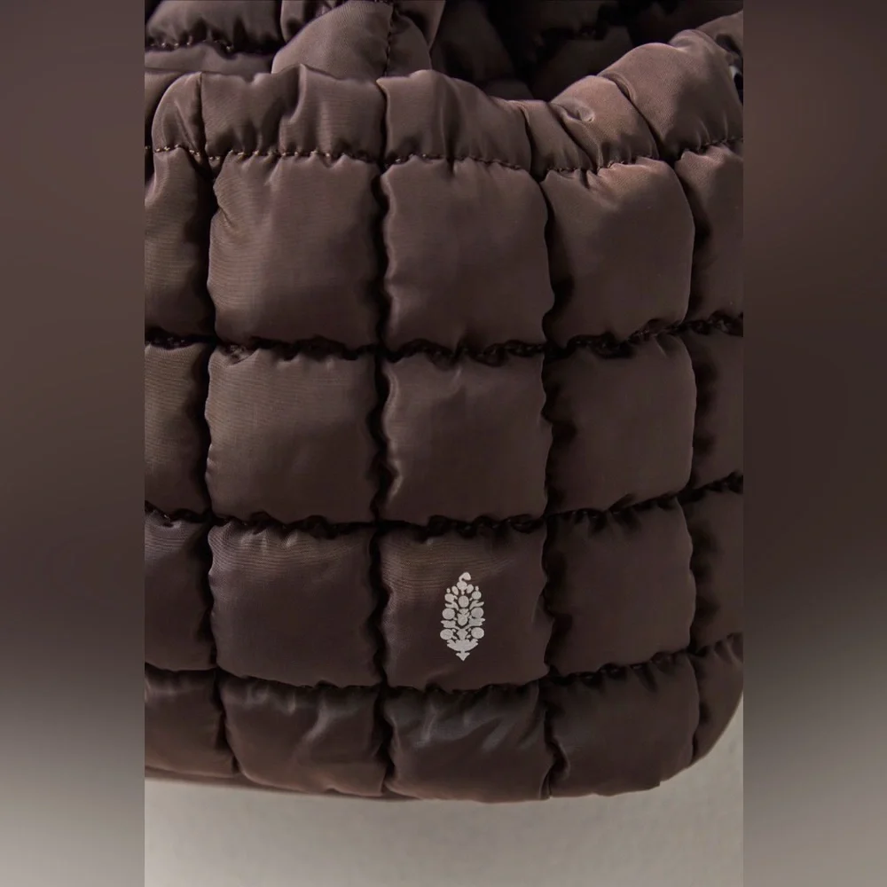 Free People Movement Quilted Hiker Backpack in CHOCOLATE NWT SOLD OUT - Picture 4 of 7